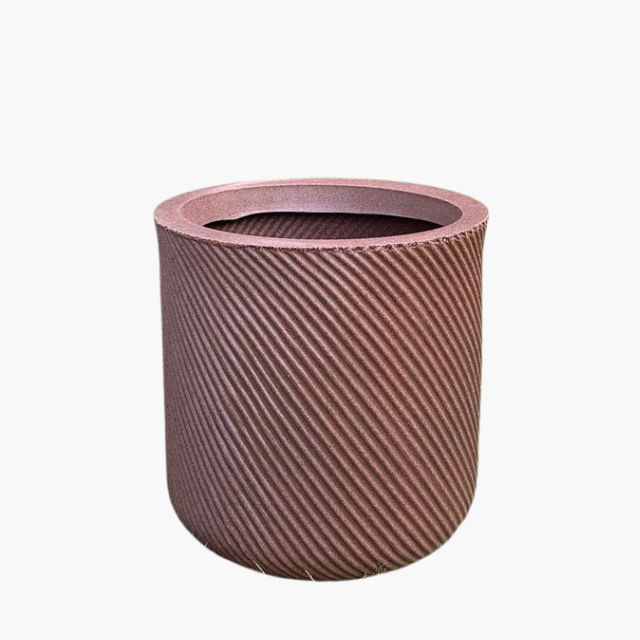 Vaso de Planta Polietileno,
Vaso de Planta,
Vaso decorativo,
Vaso polietileno,
Vaso para jardim,
Vaso texturizado,
Vaso marrom,
Vaso para área externa,
Vaso moderno,
Vaso resistente,
Vaso cilíndrico,