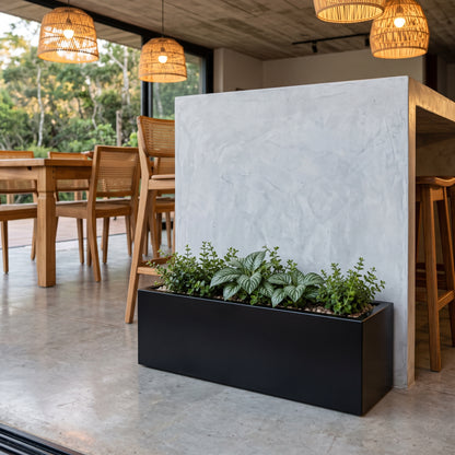 Jardineira Gobi — Preto Liso