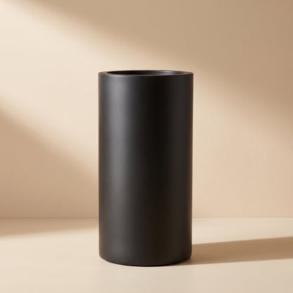 Vaso Coluna Basalto — Preto